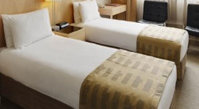 Quality Hotel Ambassador Perth Exterior foto