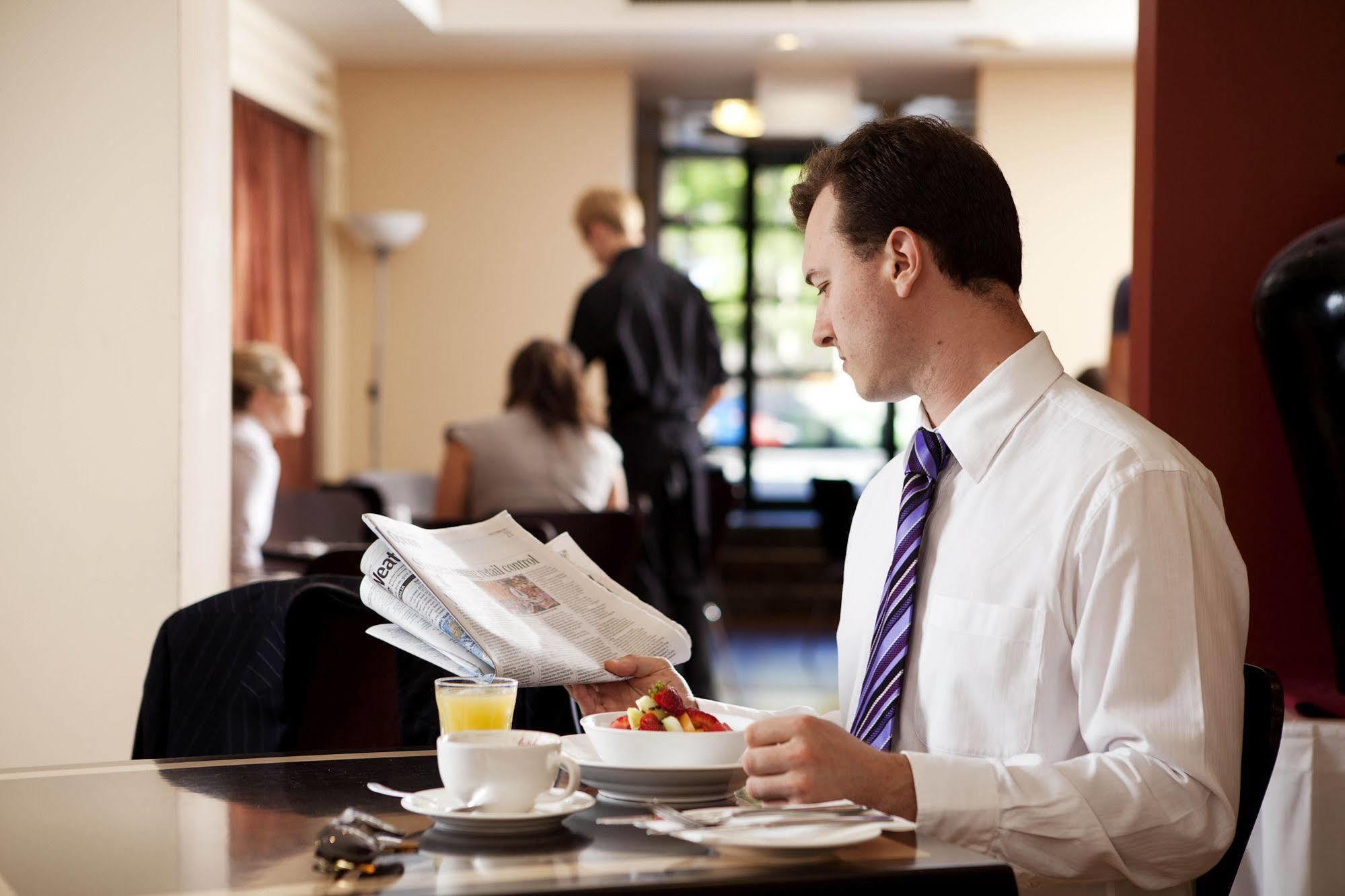 Quality Hotel Ambassador Perth Exterior foto